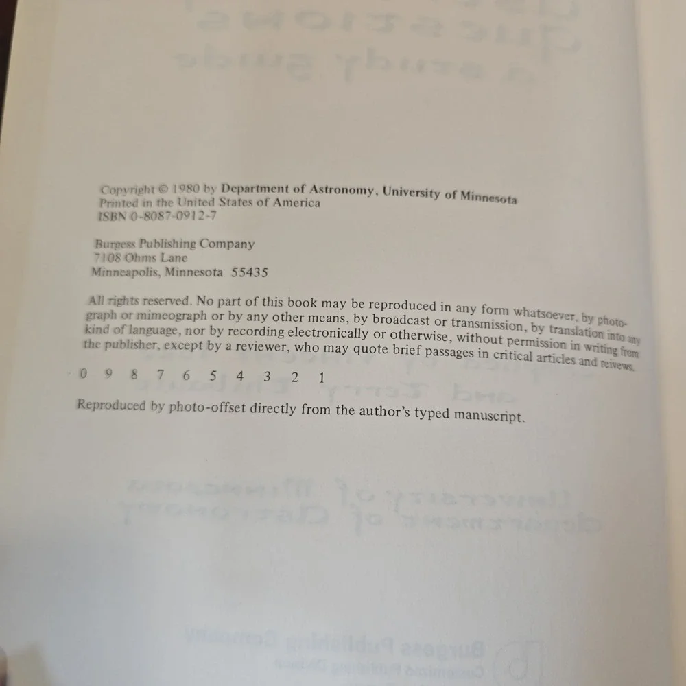 Astronomy Questions - A Study Guide - University of Minnesota MN 1980 Book‎ RARE